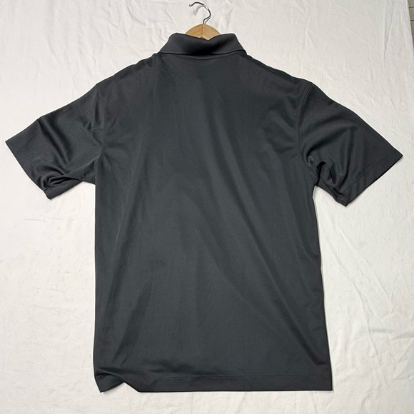 Lot of 4 Nike golf Men’s polo shirts stripped/solid size Medium shorts sleeves - Picture 14 of 16